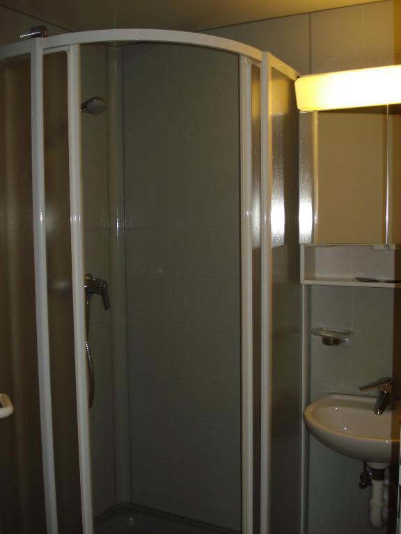 Les Tilleuls Hotel Gorgier Buitenkant foto